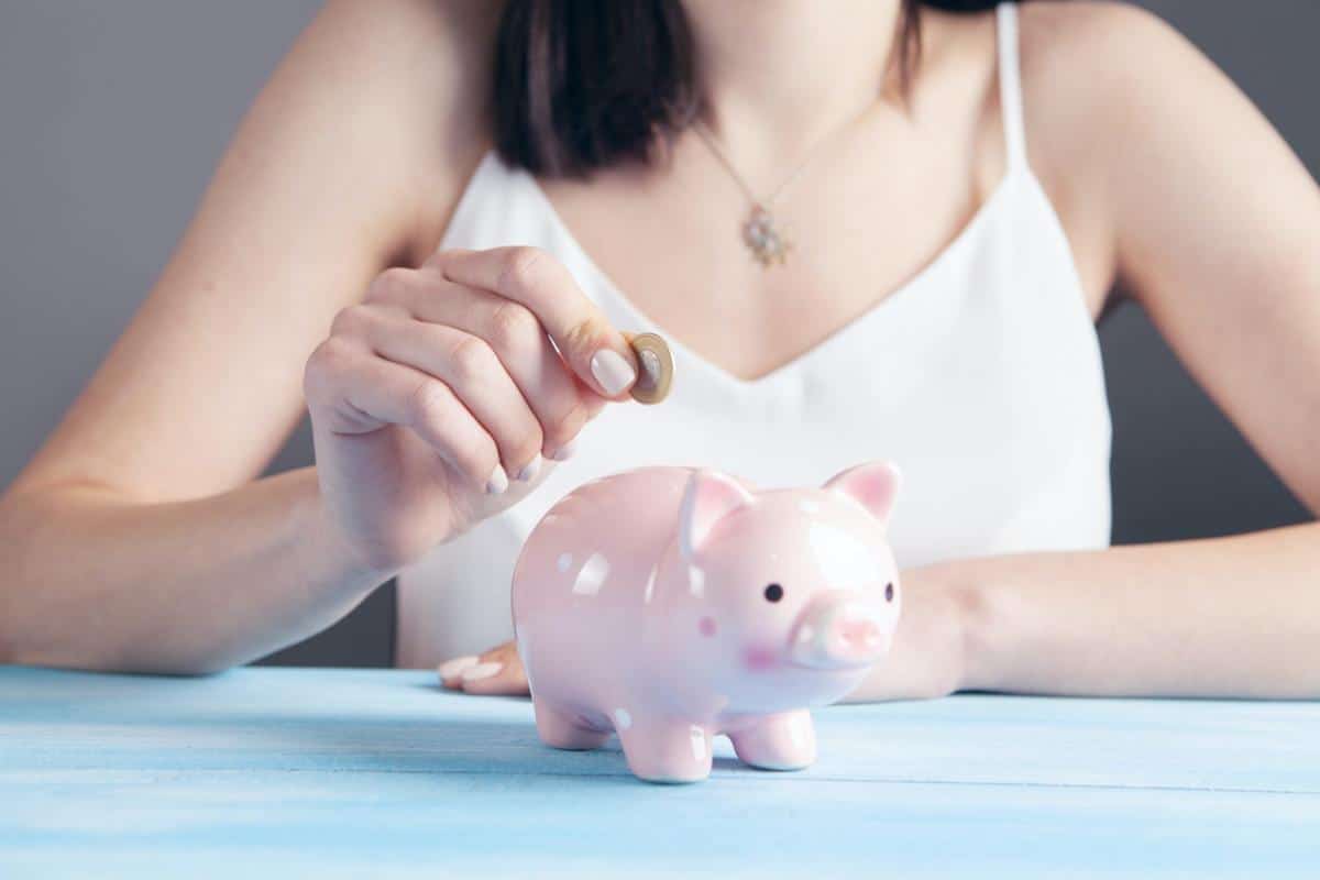 Tips to Maintain a Positive Cash Flow in a Financial Crunch