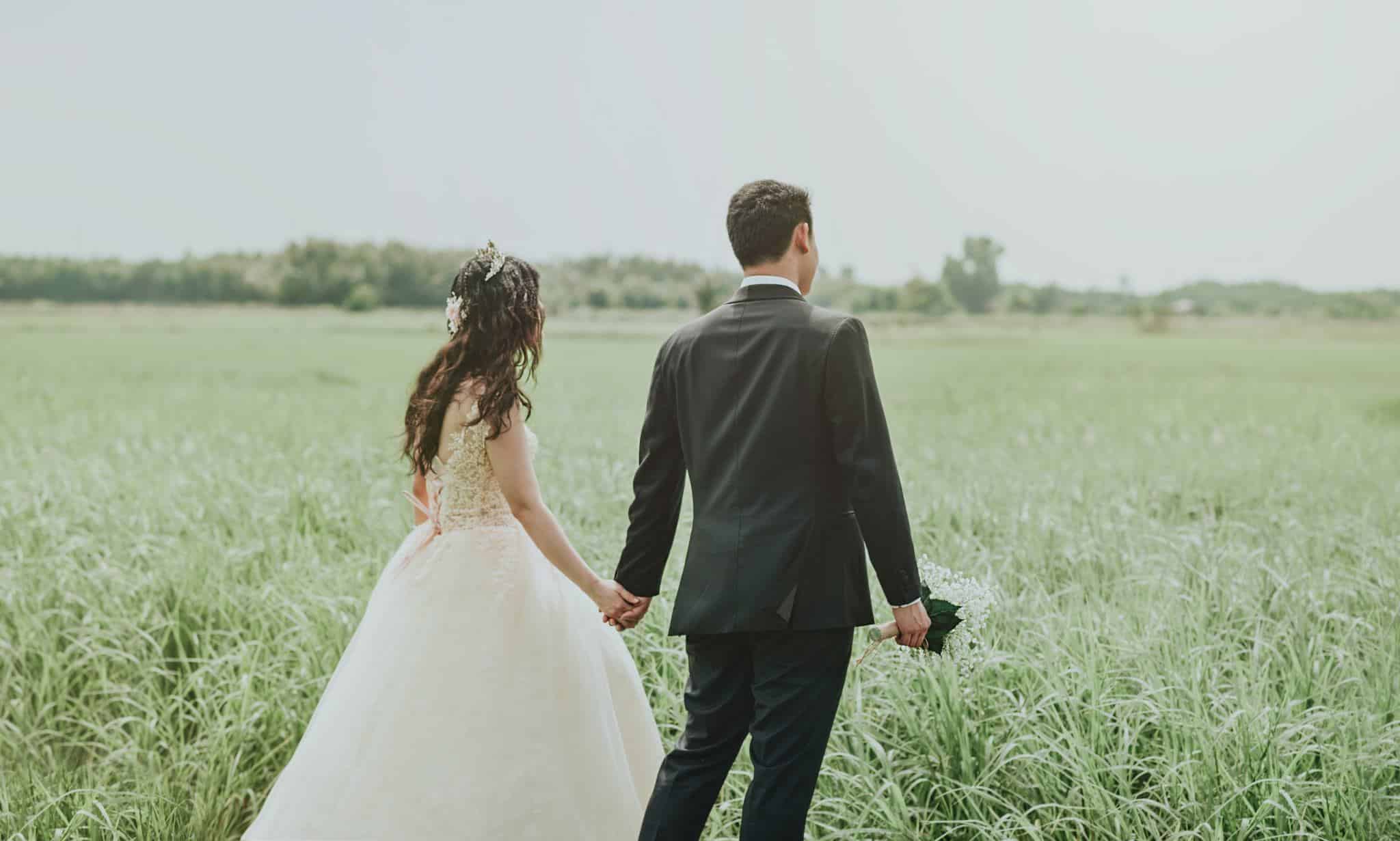 Smart Spending for Your Big Day: 9 Money-Saving Wedding Tips