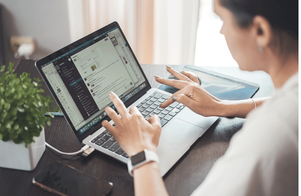 How Digital Tools Help Students Take Charge of Their Learning