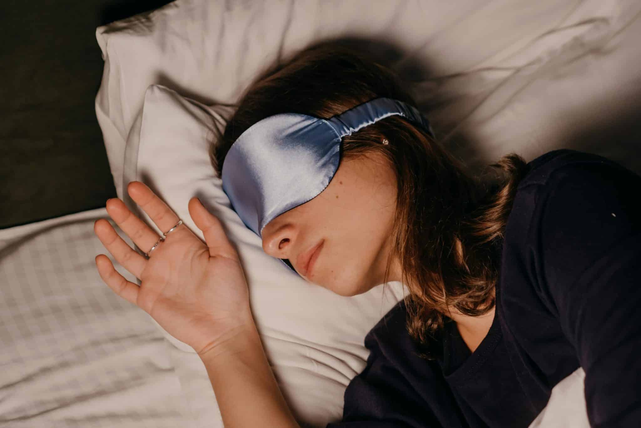 How to Reset Your Sleep Routine in 2025