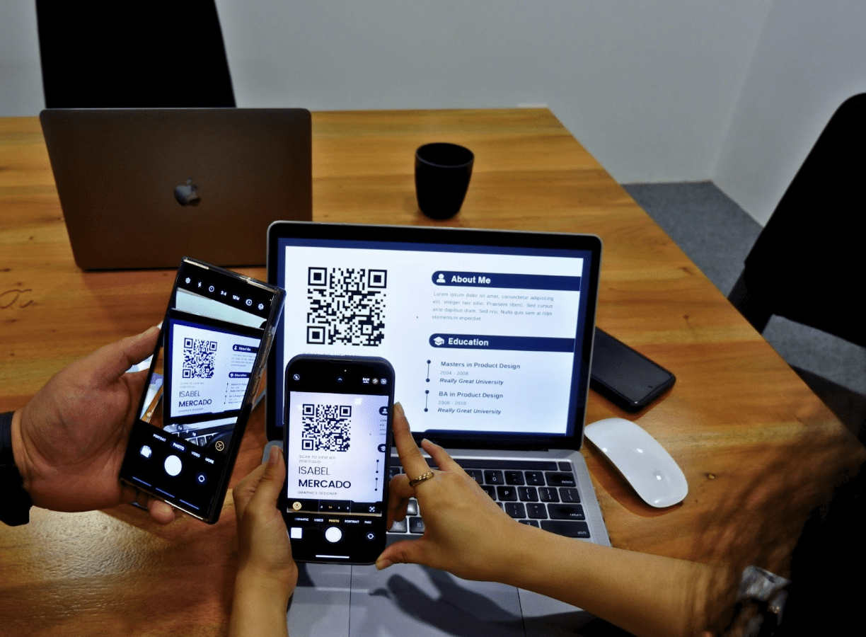 Digital Identity Systems Offer Safe Electronic Payments in Modern Tech