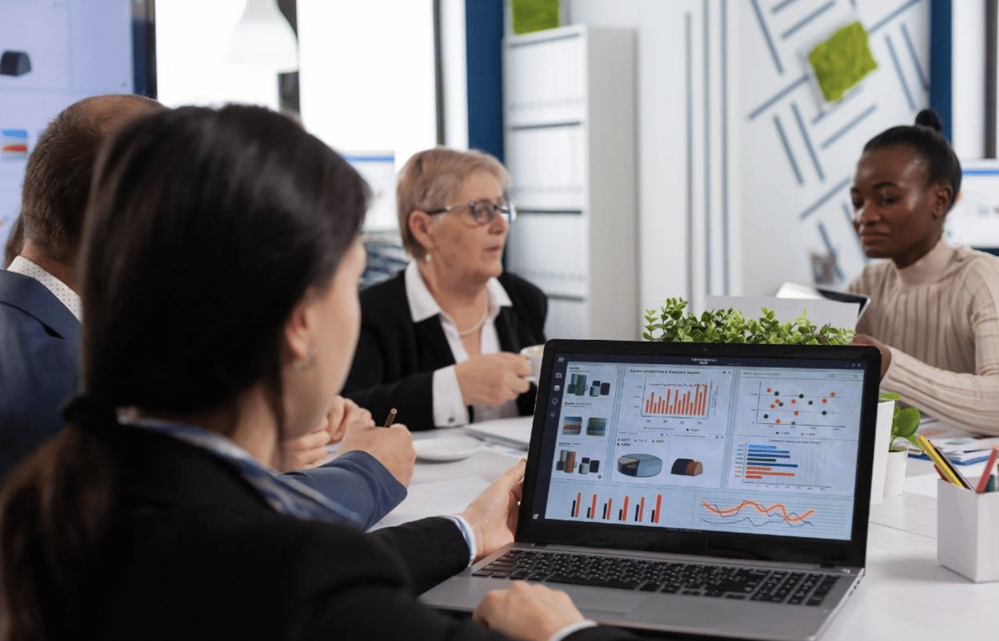 How Smart KYC Tools Help Businesses Be Secure and Compliant