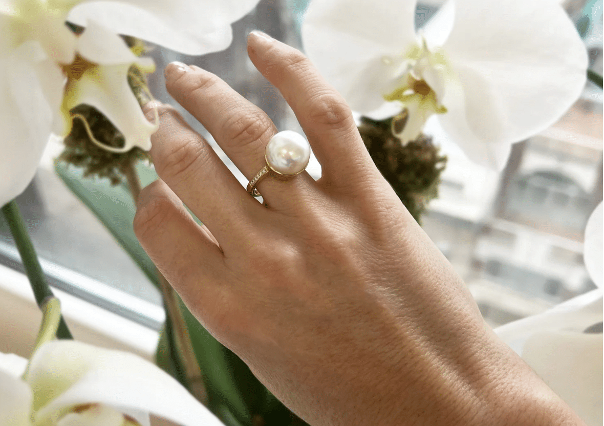 Why Pearl Rings Add Subtle Luxury to Any Ensemble