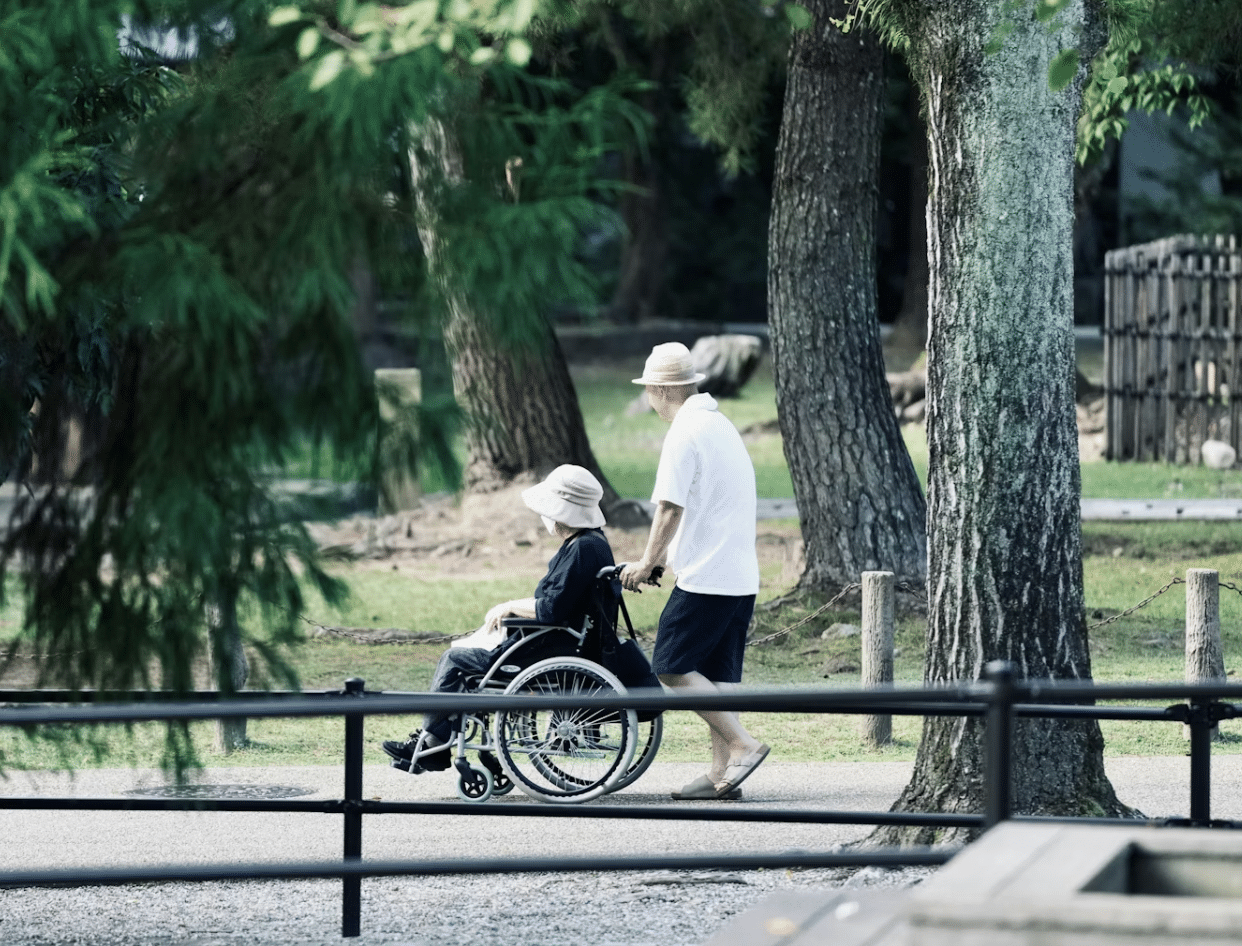 How to Care for and Support Someone With Mesothelioma Cancer 