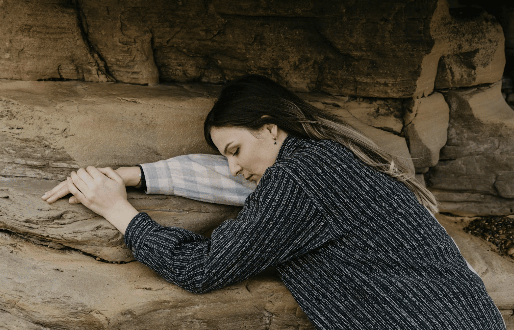 Understand Seasonal Mood Changes and How They Affect Daily Life