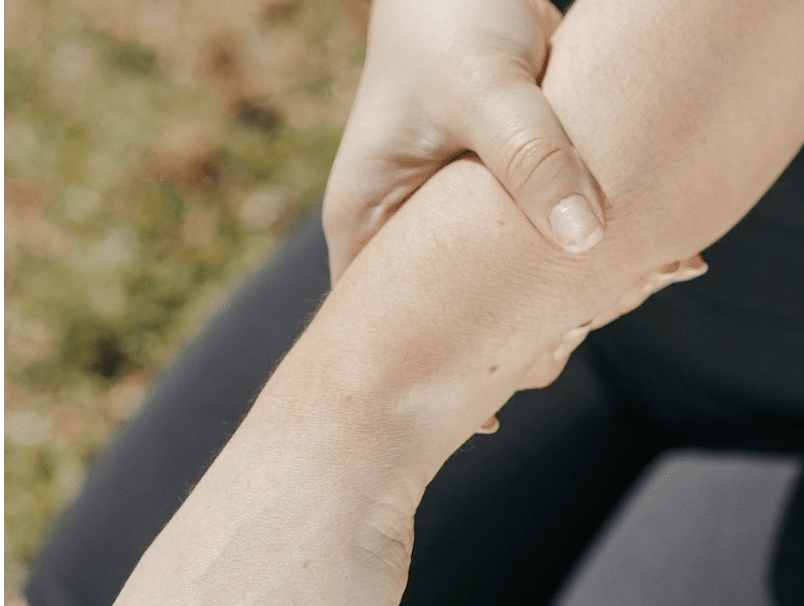Carpal Tunnel to Sciatica: 5 Common Nerve Problems To Watch