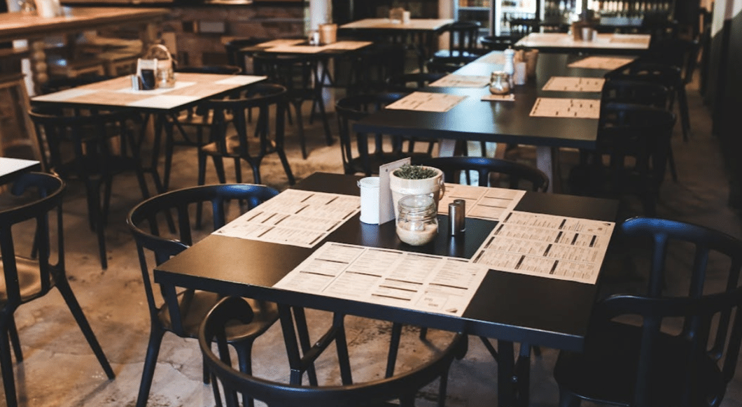 8 Modern Restaurant Seating Ideas for Small Spaces