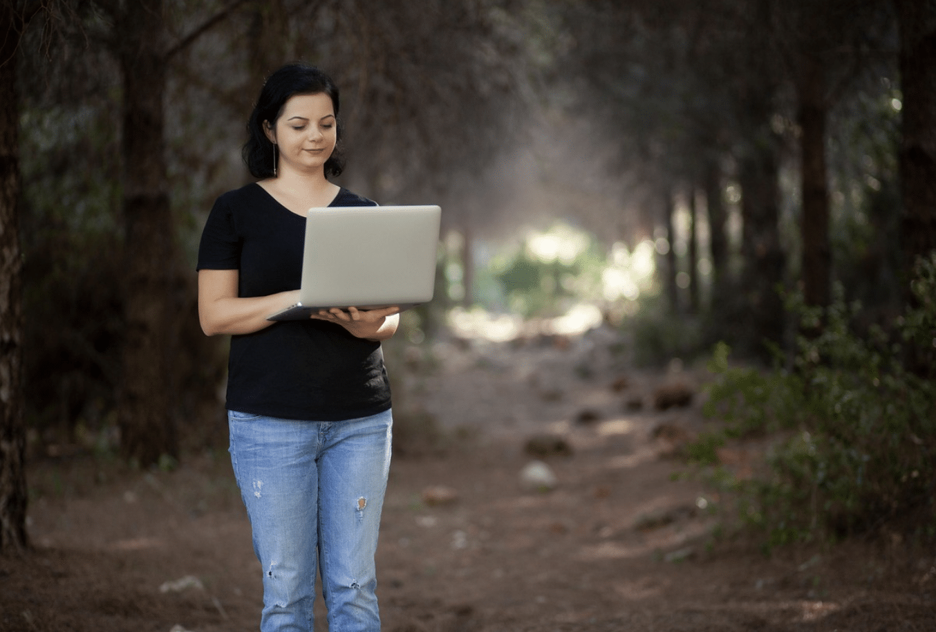 Clearing the Path: How Freelancers Handle Their Unpredictable Finances