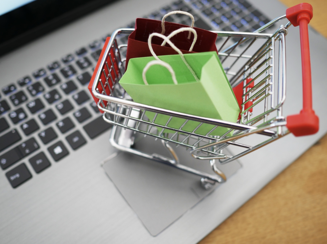Can AI Revolutionize Our Online Shopping Habits?

